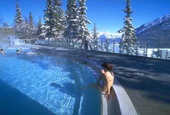 Banff-upper-hot-springs-pool