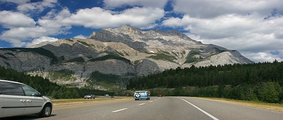 Bow-Valley-Parkway-Banff